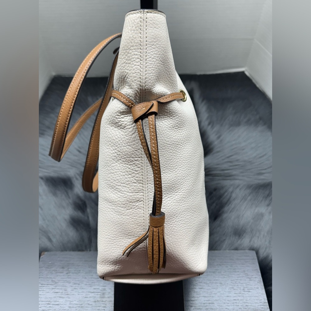 Coach Andy Horse & Carriage Tote - Picture 5 of 13